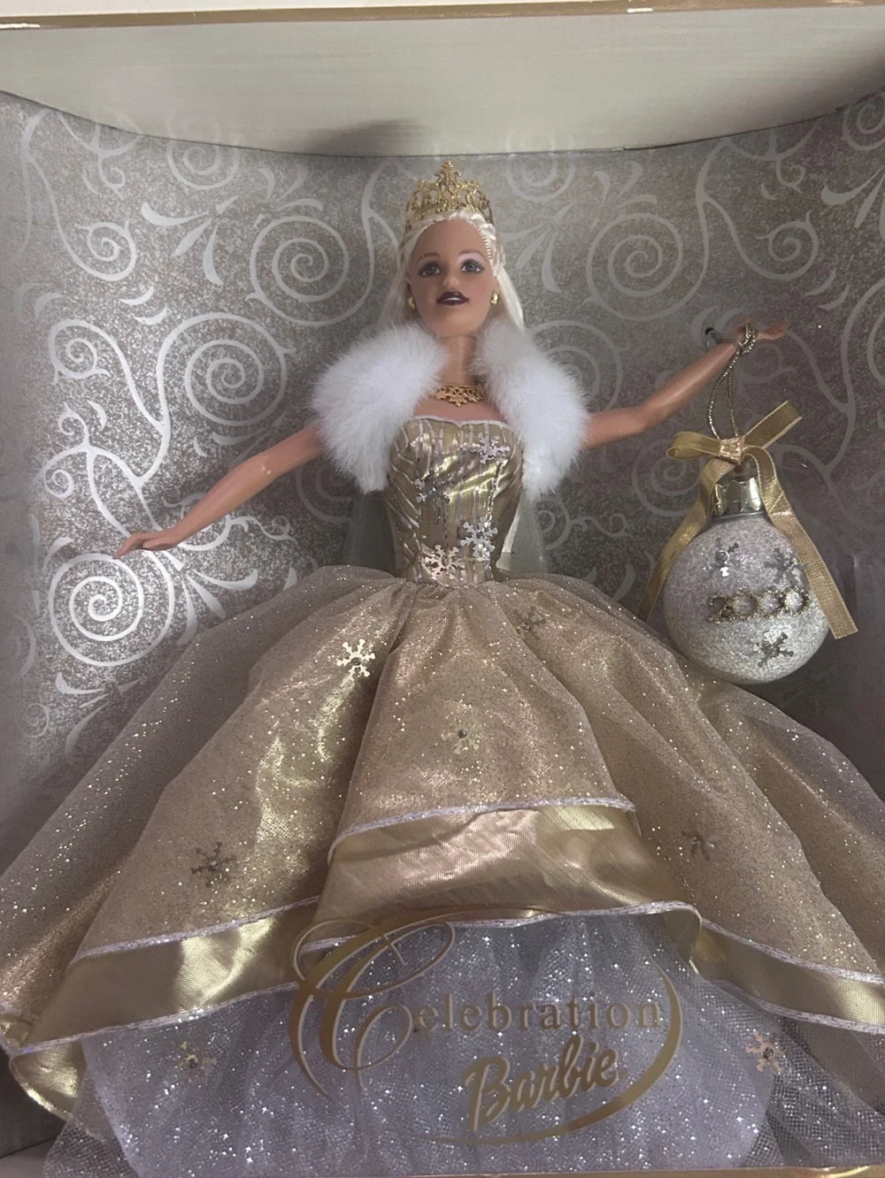Mattel Gold Sparkle Holiday Barbie Doll 2000